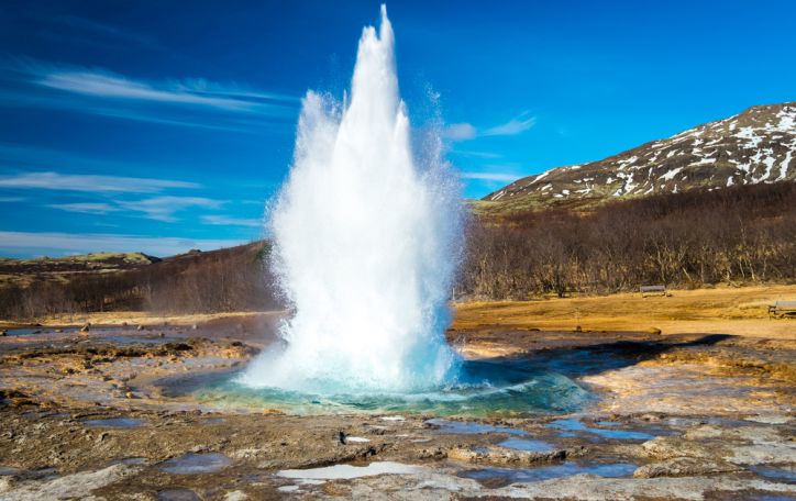 Islandija - Atlanto vandenyno brangakmenis, švytintis gražiausiomis spalvomis