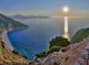 Lesbo sala - sodriai žalia, pušynais ir Viduržemio jūra dvelkianti charizma